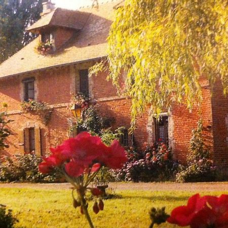 La Ferme Des Vignes Acomodação com café da manhã Hotot-en-Auge Exterior foto
