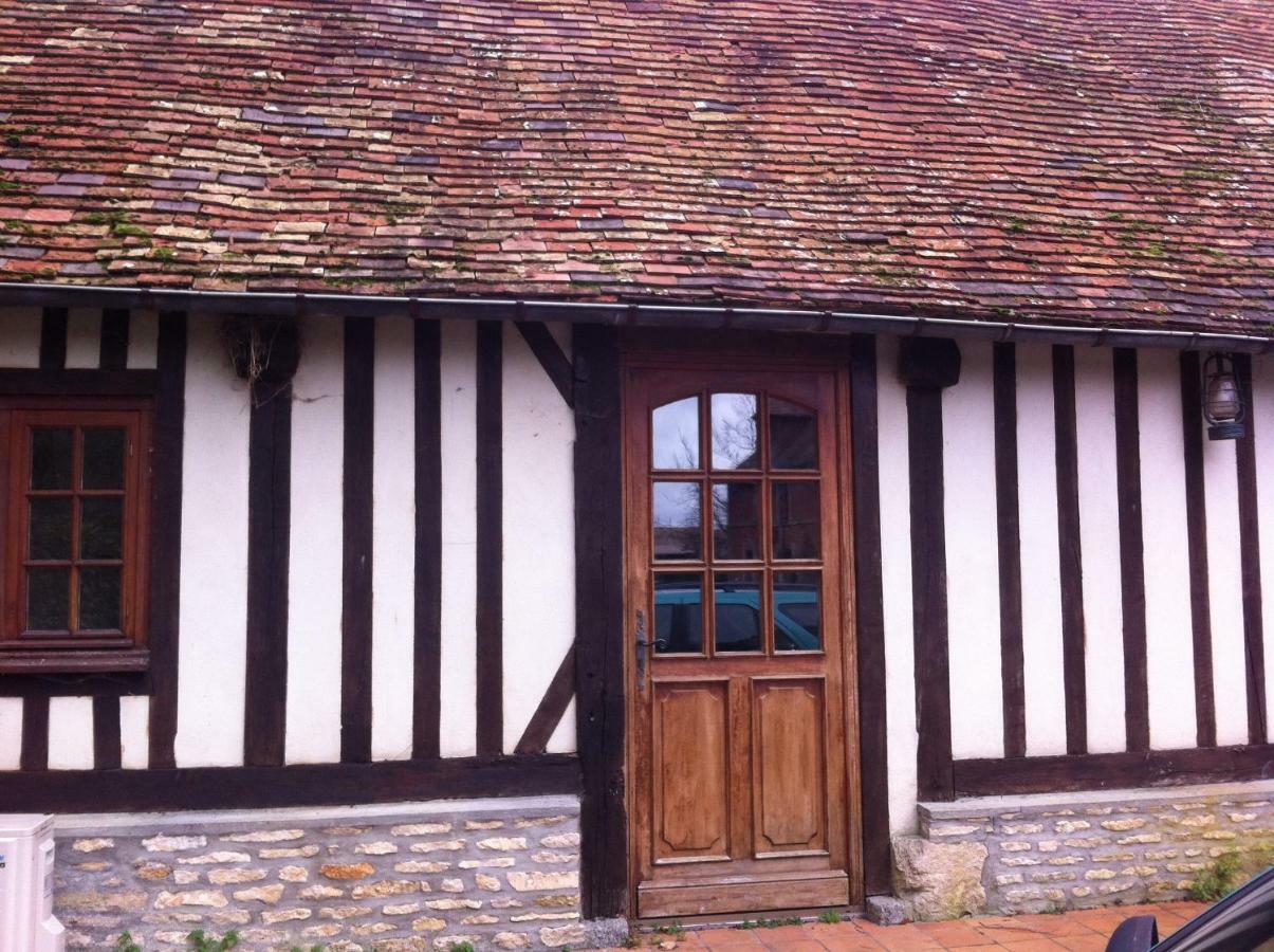 La Ferme Des Vignes Acomodação com café da manhã Hotot-en-Auge Exterior foto