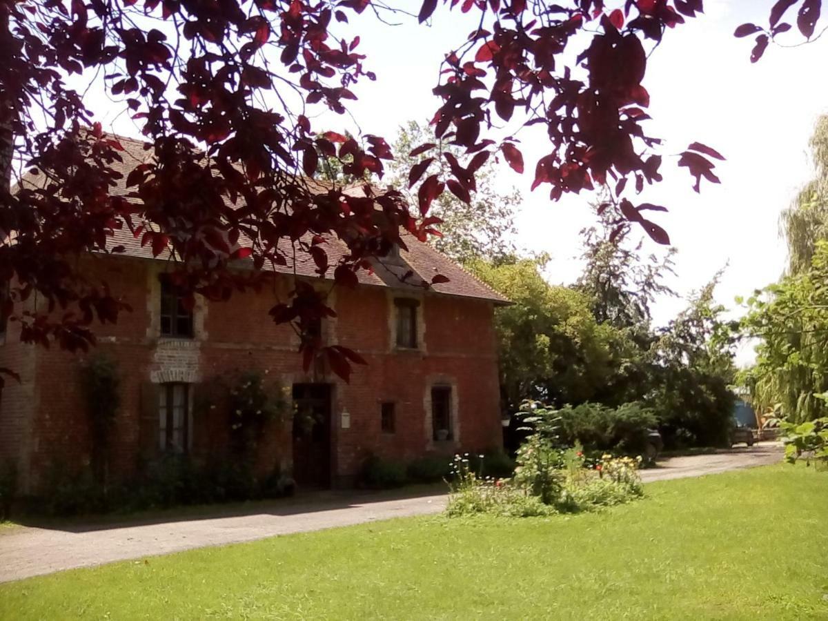 La Ferme Des Vignes Acomodação com café da manhã Hotot-en-Auge Exterior foto